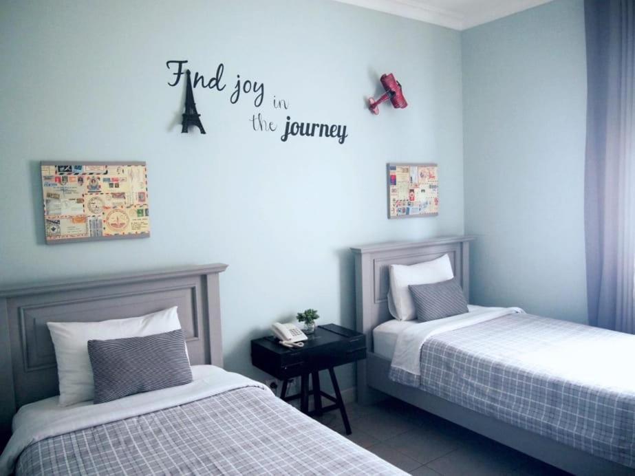 Cottonwood Bed & Breakfast House Bandung Exterior foto