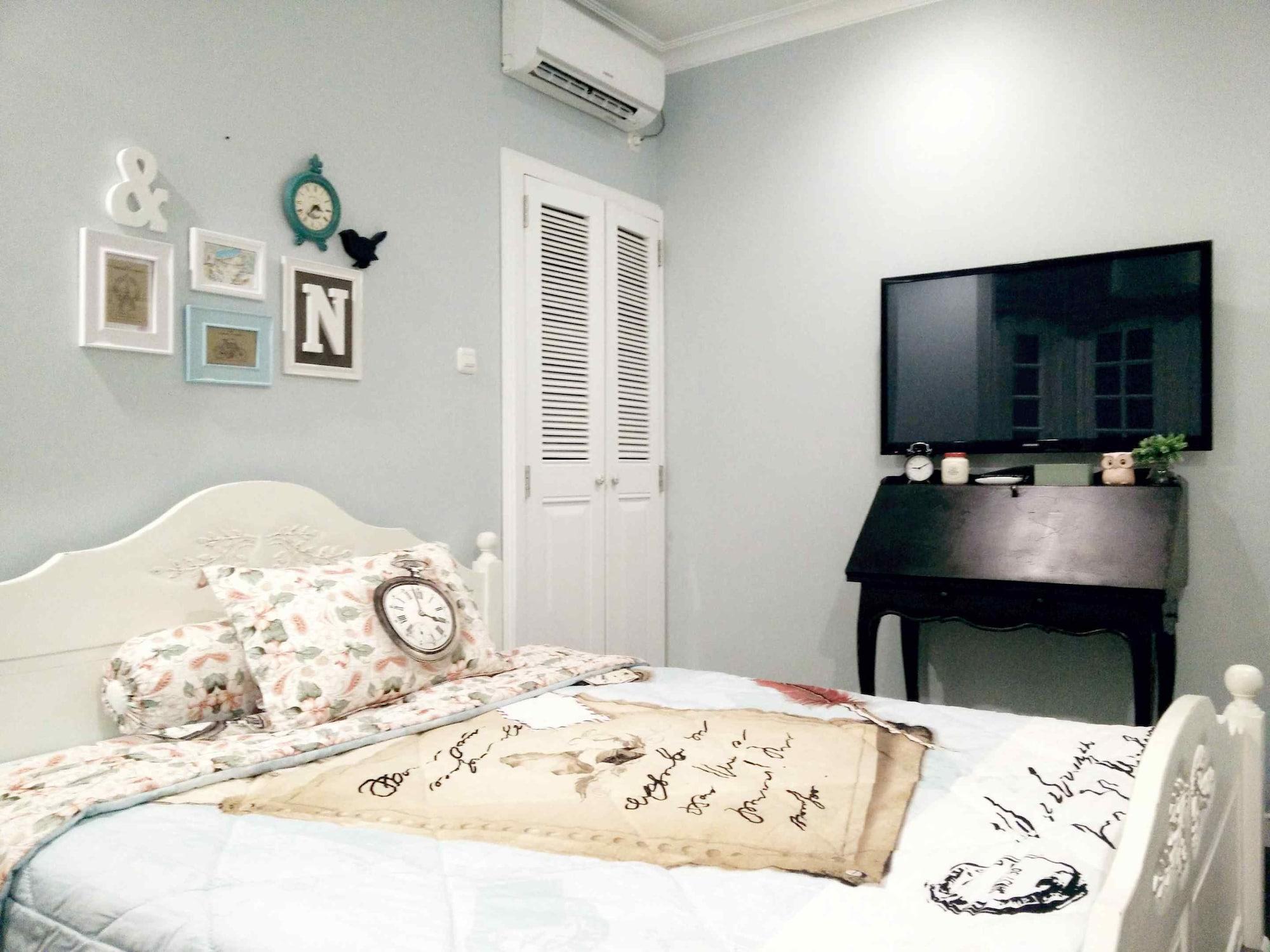Cottonwood Bed & Breakfast House Bandung Exterior foto