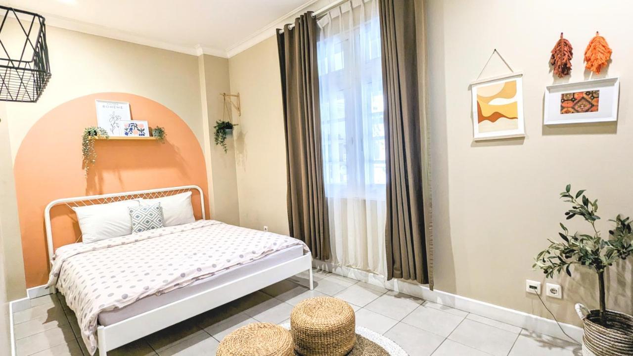 Cottonwood Bed & Breakfast House Bandung Exterior foto